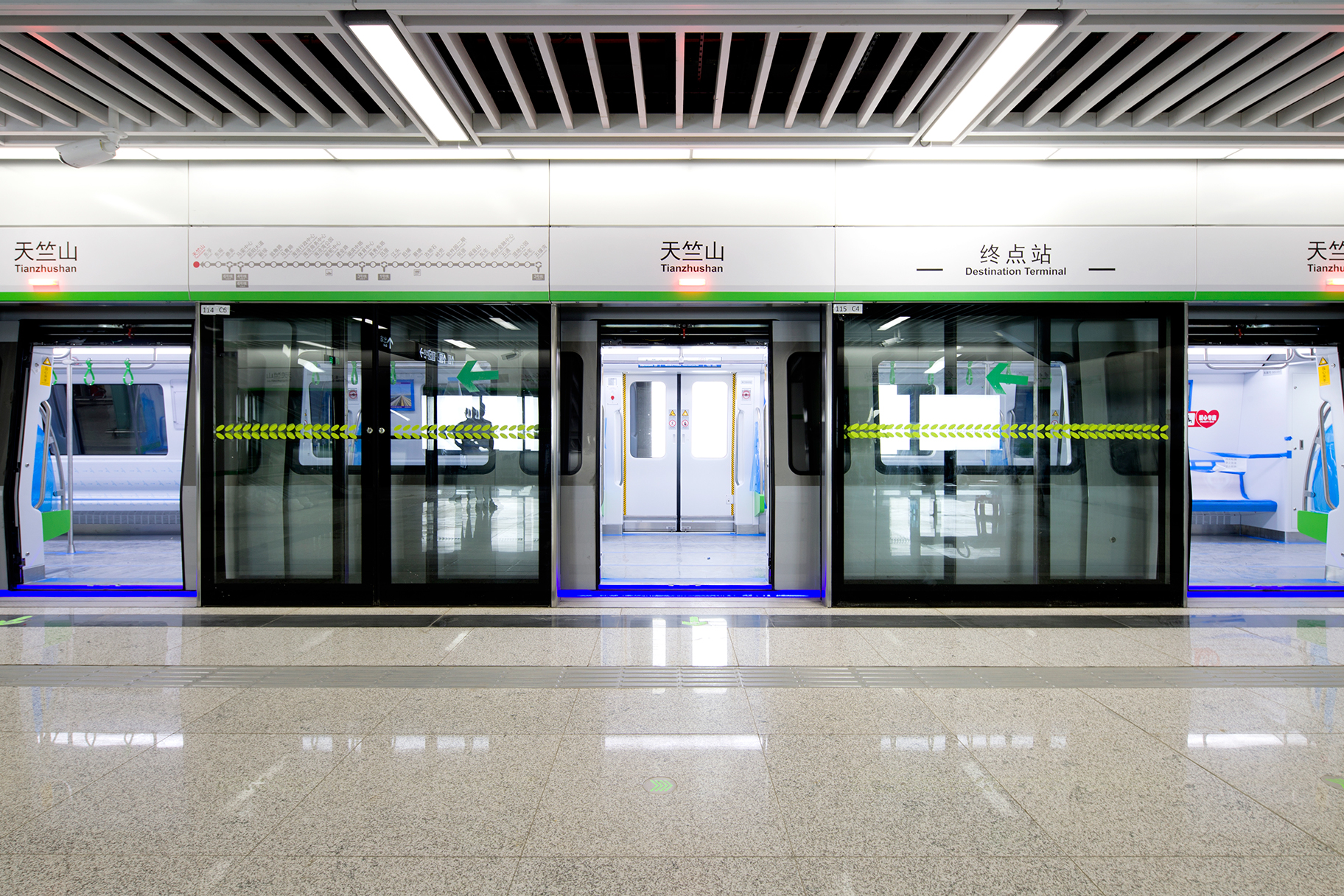 新中国第一条地铁半高安全门设计—北京一号线 - 普象网
